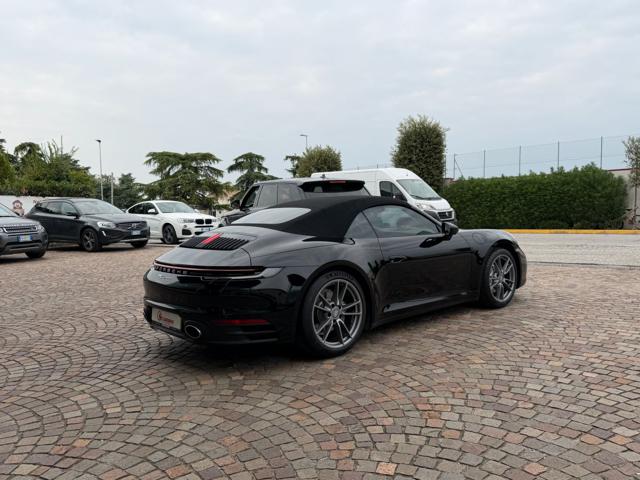 Porsche 911 992 Carrera Cabriolet - foto 4 di 4