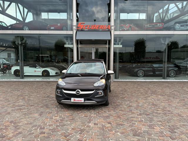 Opel Adam Rocks 1.4 100 CV Neopatentati, del 2015, 136.000 km, in vendita a Castiglione Delle Stiviere (MN)