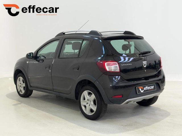 Dacia Sandero Stepway 900 TCe 12V 90CV Prestige NEOPATENTATI - foto 4 di 4