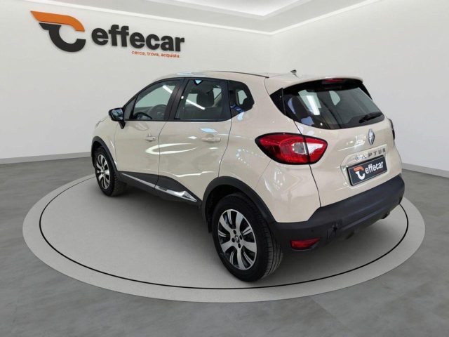 Renault Captur TCe 12V 90 CV Start&Stop Energy Life - foto 4 di 4