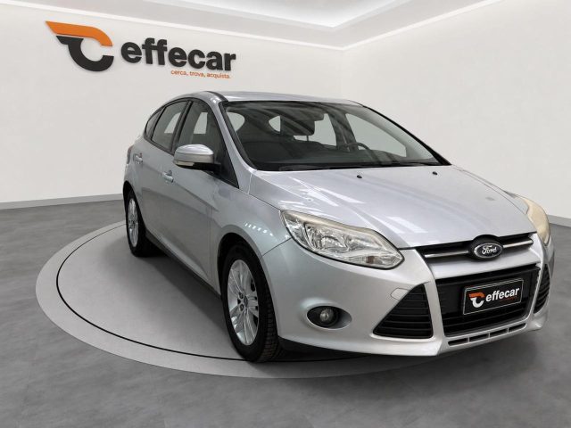 Ford Focus 1.6 TDCi 95 CV - foto 3 di 4