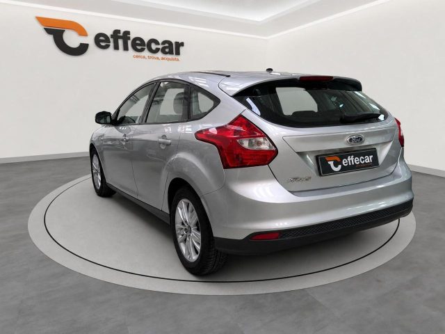 Ford Focus 1.6 TDCi 95 CV - foto 4 di 4