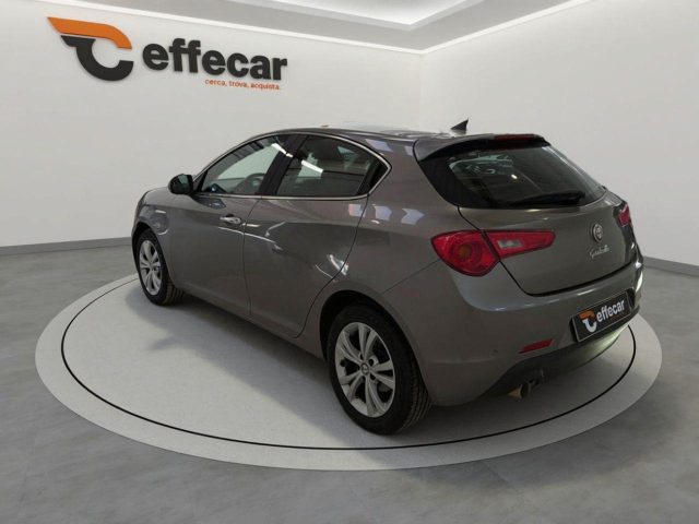 Alfa Romeo Giulietta 1.6 DIESEL 105 CV - foto 4 di 4