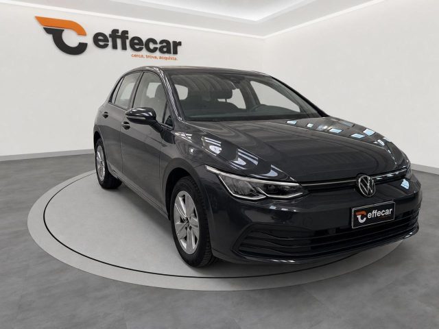 Volkswagen Golf 1.5 eTSI 130 CV DSG - foto 3 di 4