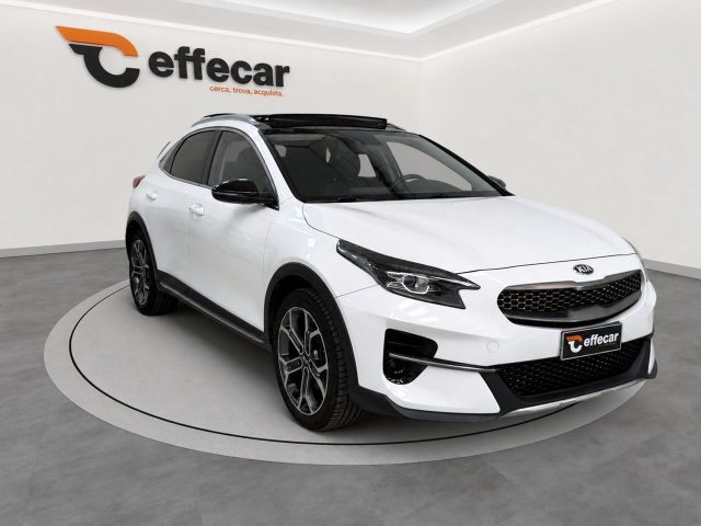 Kia XCeed 1.6 CRDi 136 CV AUTOMATICA - foto 3 di 4