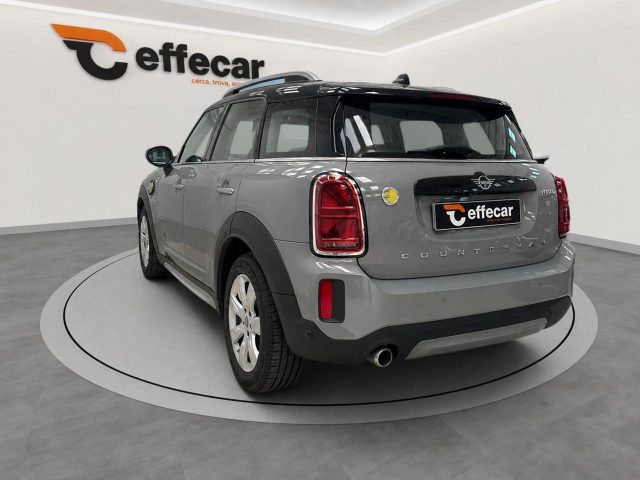 MINI Countryman 1.5 Cooper SE Countryman ALL4 - foto 4 di 4