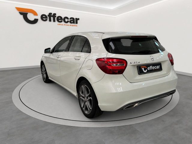 Mercedes-Benz A 180 d Automatic Premium - foto 4 di 4
