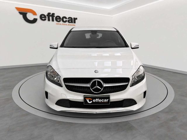 Mercedes-Benz A 180 d Automatic Premium - foto 2 di 4