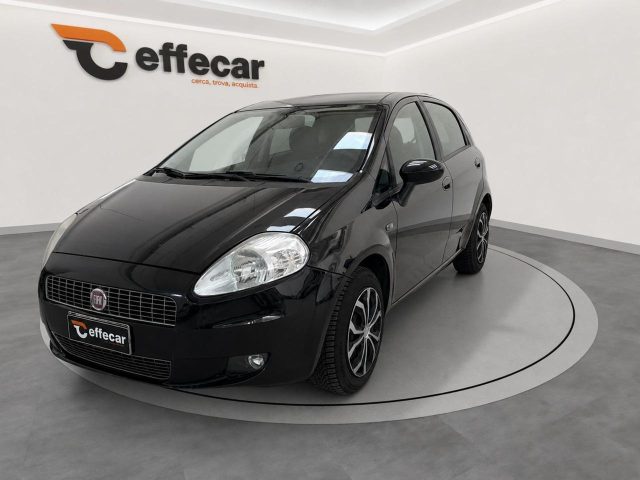 Fiat Grande Punto 1.3 MJT 75 CV 5 porte, del 2009, 291.650 km, in vendita a Roncadelle (BS)