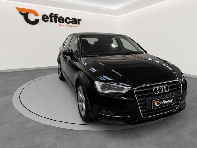 Audi A3 SPB 1.6 TDI Ambition - foto 3 di 4