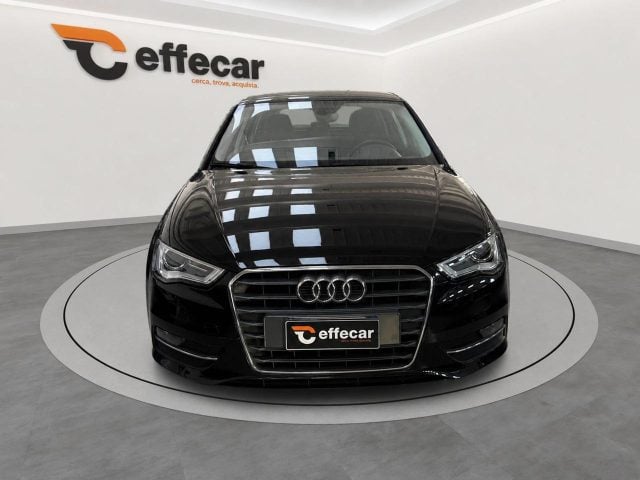 Audi A3 SPB 1.6 TDI Ambition - foto 2 di 4
