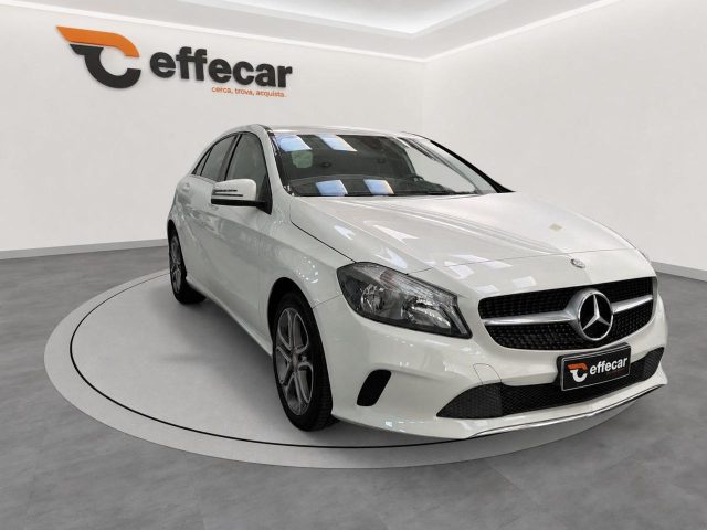 Mercedes-Benz A 180 d Automatic Premium - foto 3 di 4