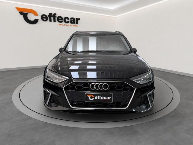 Audi A4 Avant 30 TDI/136 CV S tronic S line edition - foto 2 di 4