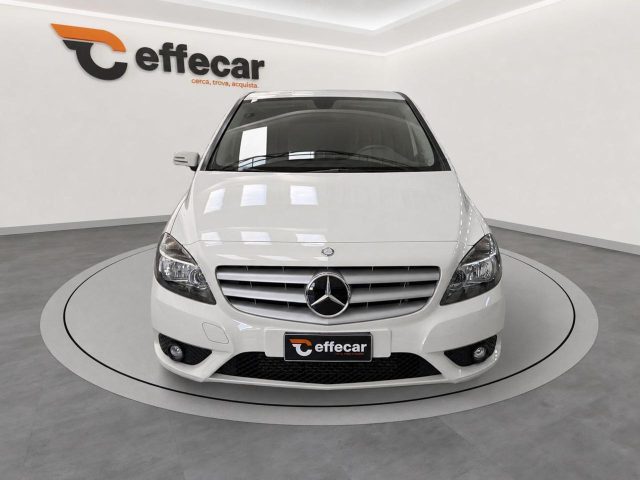 Mercedes-Benz B 180 CDI Premium - foto 2 di 4