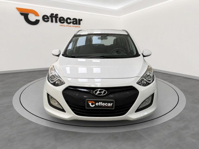 Hyundai i30 Wagon 1.6 CRDi Comfort - foto 2 di 4