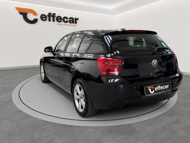 BMW 116 d 5p. Sport - foto 4 di 4