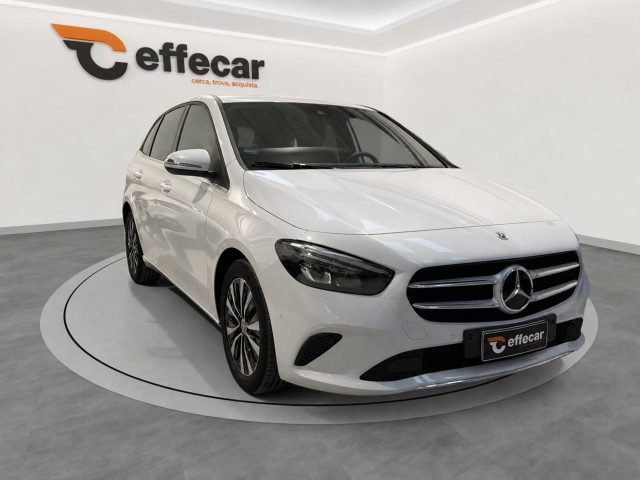 Mercedes-Benz B 250 e Plug-in hybr. Business Extra - foto 3 di 4
