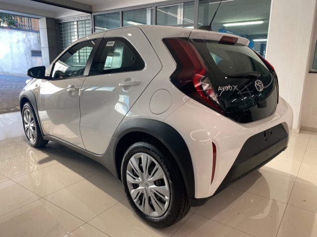 Toyota Aygo X 1.0 VVT-i 72 CV 5 porte Active S-CVT PRONTA CONSEG, del 2025, 10 km, in vendita a Sant Antonio Abate (NA)