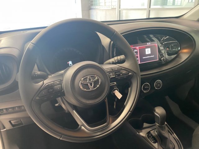 Toyota Aygo X 1.0 VVT-i 72 CV 5 porte Active S-CVT PRONTA CONSEG km 0 a SANT ANTONIO ABATE