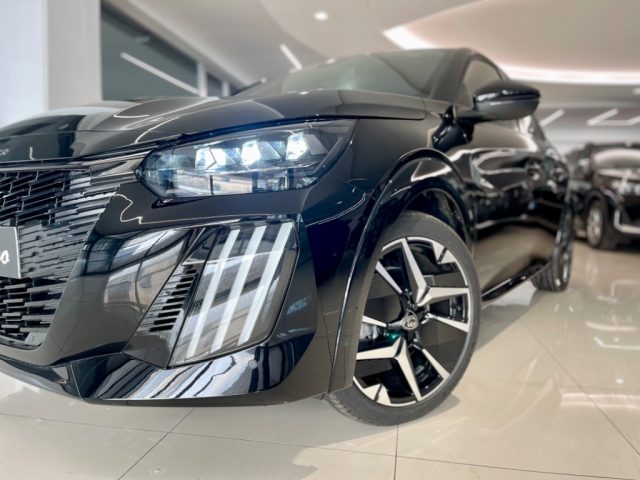 Peugeot 208 GT Hybrid 110 MOTORE A CATENA 8 ANNI DI GARANZIA, del 2026, 1 km, in vendita a Sant Antonio Abate (NA)
