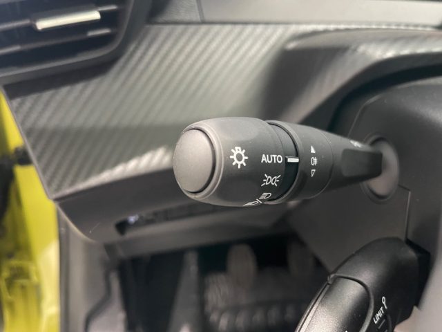 Peugeot 208 Hybrid 110 e-DCS6 BUSINESS VARI COLORI km 0 a SANT ANTONIO ABATE