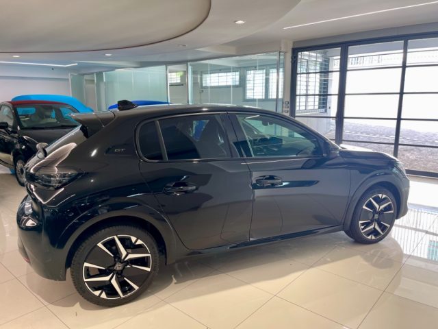 Peugeot 208 GT Hybrid 110 MOTORE A CATENA 8 ANNI DI GARANZIA, del 2026, 1 km, in vendita a Sant Antonio Abate (NA)