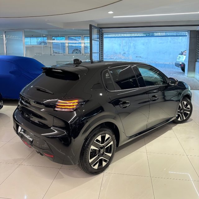 Peugeot 208 ALLURE TURBO100 MOTORE A CATENA 8 ANNI DI GARANZIA, del 2026, 1 km, in vendita a Sant Antonio Abate (NA)