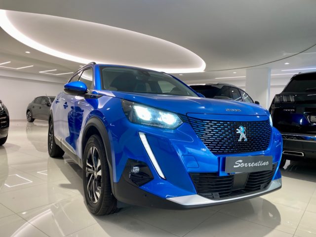 Peugeot 2008 motore elettrico 136 CV Allure Pack km 0 a SANT ANTONIO ABATE