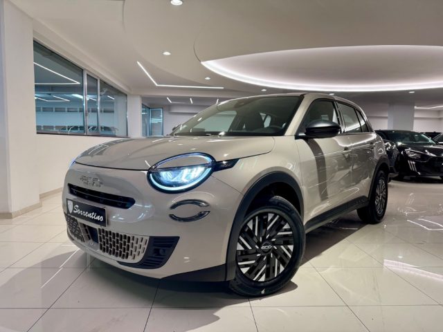 Fiat 600 Hybrid 136 CV DCT MHEV km 0 a SANT ANTONIO ABATE