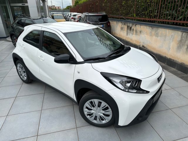 Toyota Aygo X 1.0 VVT-i 72 CV 5 porte Active S-CVT km 0 a SANT ANTONIO ABATE