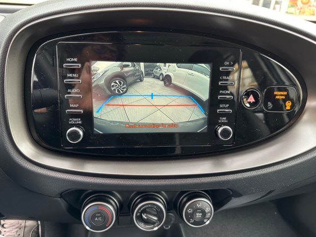 Toyota Aygo X 1.0 VVT-i 72 CV 5 porte Active S-CVT km 0 a SANT ANTONIO ABATE