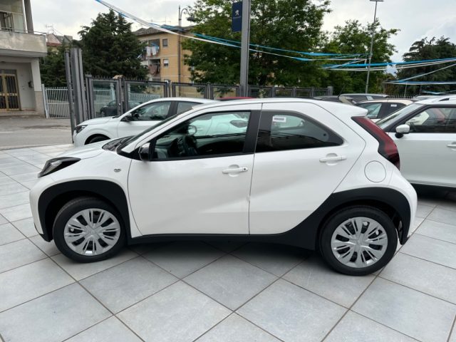 Toyota Aygo X 1.0 VVT-i 72 CV Active PRONTA CONSEGNA km 0 a SANT ANTONIO ABATE