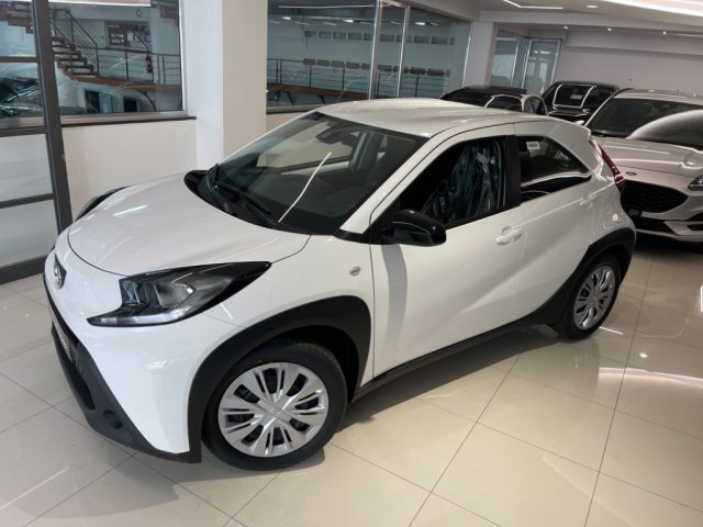 Toyota Aygo X 1.0 VVT-i 72 CV Active PRONTA CONSEGNA km 0 a SANT ANTONIO ABATE