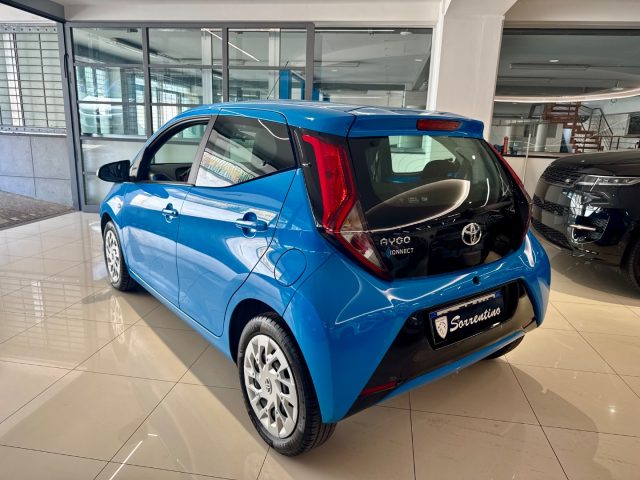 Toyota Aygo Connect 1.0 VVT-i 72 CV 5 porte x-cool usato a SANT ANTONIO ABATE