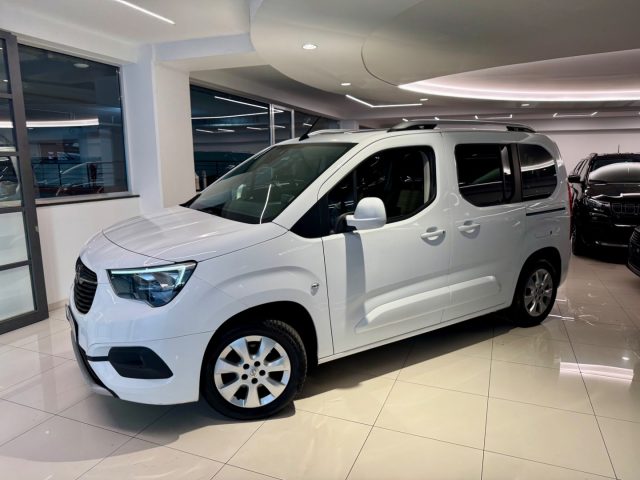 Opel Combo Life 1.5D 100 CV S&S Innovation + TETTO PANORAMICO usato a SANT ANTONIO ABATE