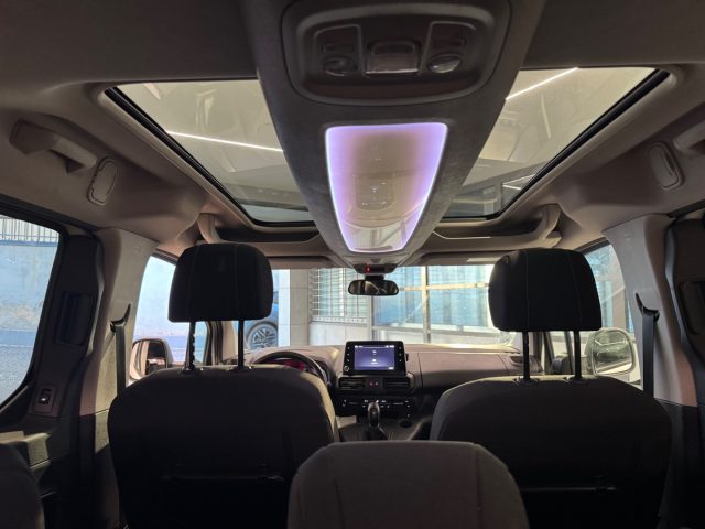 Opel Combo Life 1.5D 100 CV S&S Innovation + TETTO PANORAMICO usato a SANT ANTONIO ABATE