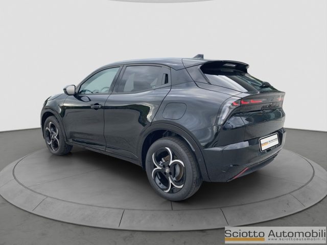 Alfa Romeo Junior 1.2 145 CV Hybrid eDCT6 Q4 - foto 4 di 4