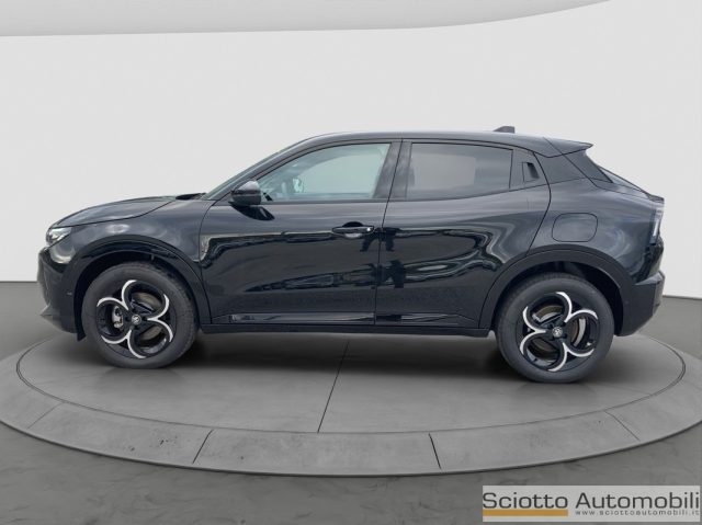 Alfa Romeo Junior 1.2 145 CV Hybrid eDCT6 Q4 - foto 3 di 4