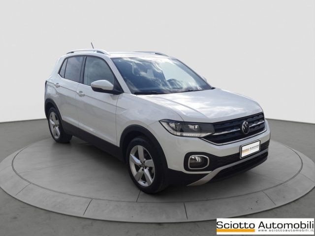 Volkswagen T-Cross 1.0 TSI 110 CV Advanced, del 2021, 33.000 km, in vendita a Messina (ME)