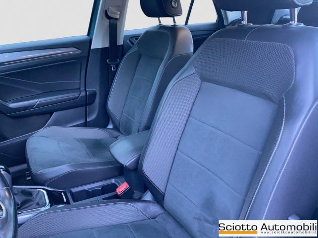 Volkswagen T-Roc 2.0 TDI SCR 150 CV DSG Style, del 2022, 71.000 km, in vendita a Messina (ME)