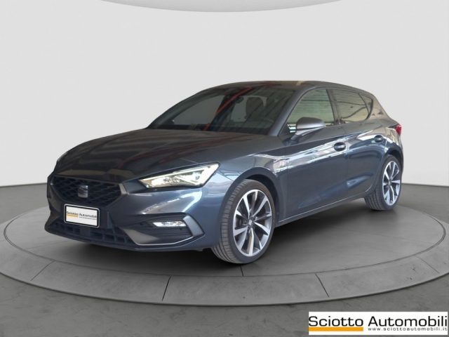 SEAT Leon 1.5 TSI 150 CV FR - foto 2 di 4