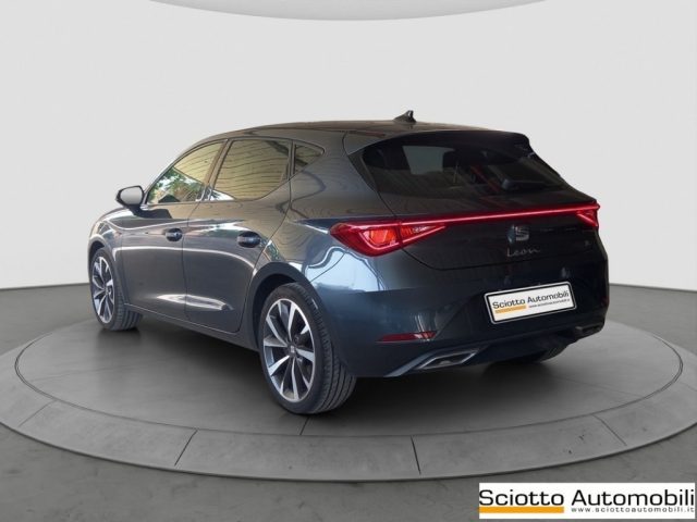 SEAT Leon 1.5 TSI 150 CV FR - foto 4 di 4