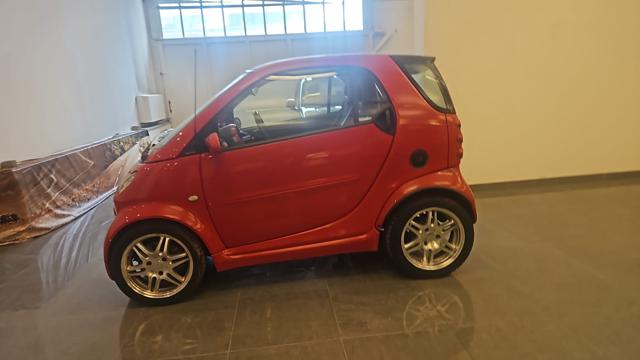 smart forTwo 700 coupé Brabus (55 kW) - foto 3 di 7