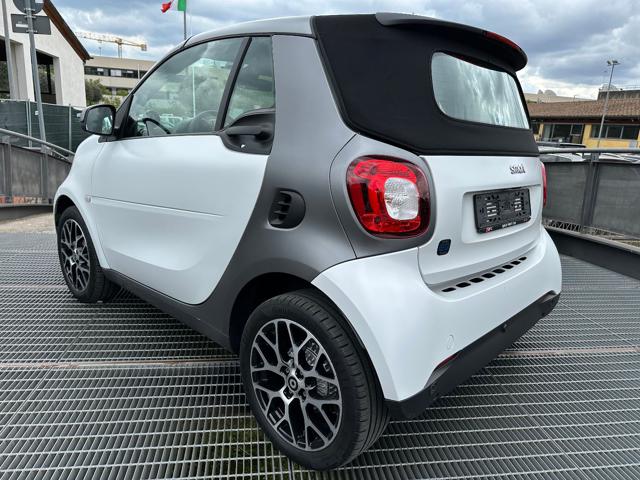 smart forTwo EQ CABRIO PRIME MOON WHITE MATT PELLE UFF.LE MB - foto 3 di 4