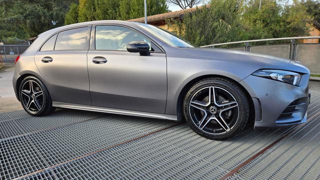 Mercedes-Benz A 180 PREMIUM AMG AUT GRIGIO MAGNO DESIGNO PELLE UNIPRO - foto 3 di 4