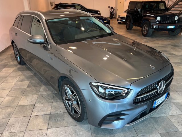 Mercedes-Benz E 300 de Auto SW EQ-Power Premium AMG Line - foto 3 di 4