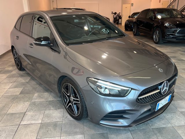 Mercedes-Benz B 180 d Automatic Premium AMG Line - foto 3 di 4