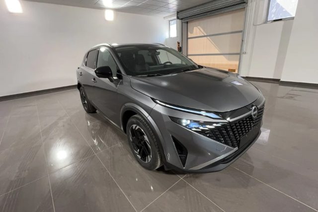 Nissan Qashqai MHEV 158 CV Xtronic N-Connecta km 0 a ROMA