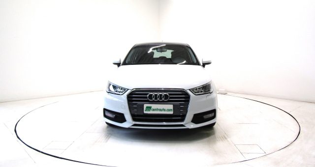 Audi A1 SPB 1.6 TDI Manuale * OK NEOPATENTATI * - foto 2 di 4