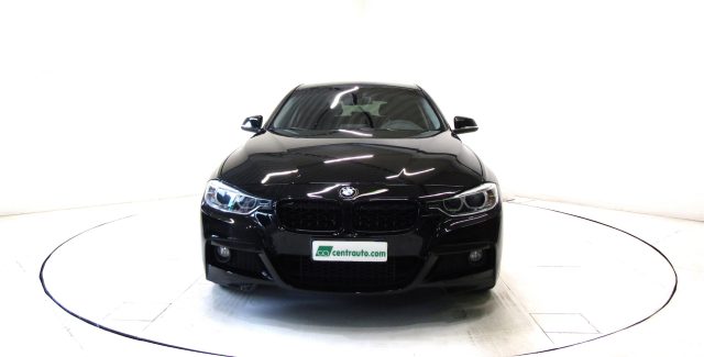 BMW 320 320d 2.0d Aut. xDrive Touring - foto 2 di 4